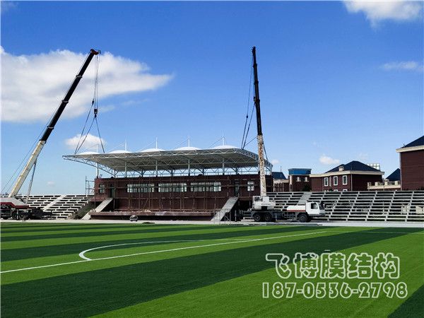 濰坊市濱海（上海）新紀元學?？磁_